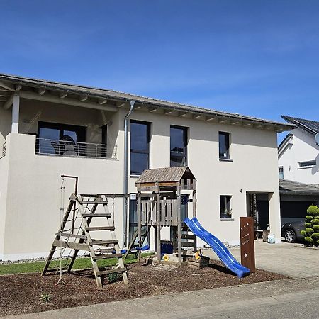 Gaestehaus Ferienwohnung Abendstern รูสท์ ภายนอก รูปภาพ